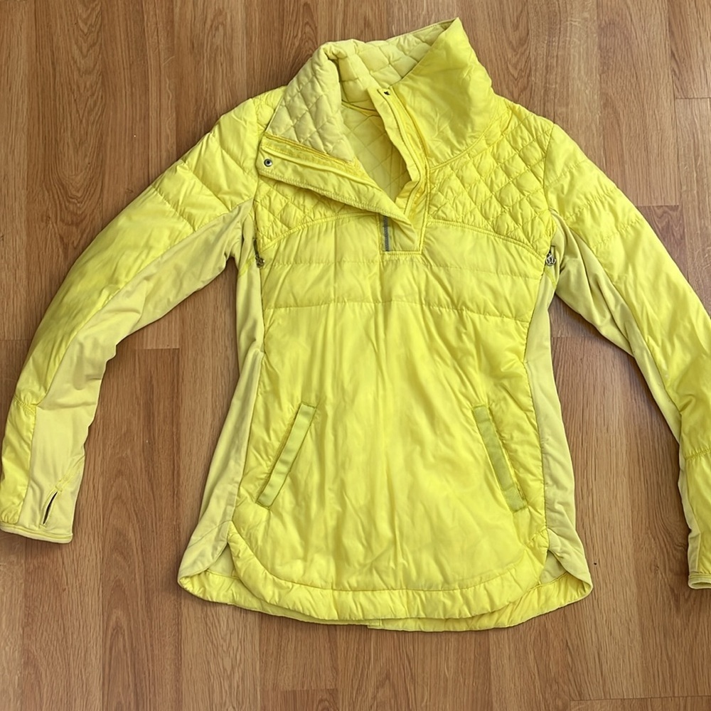 Lululemon what the fluff pullover yellow size 10 jacket half zip